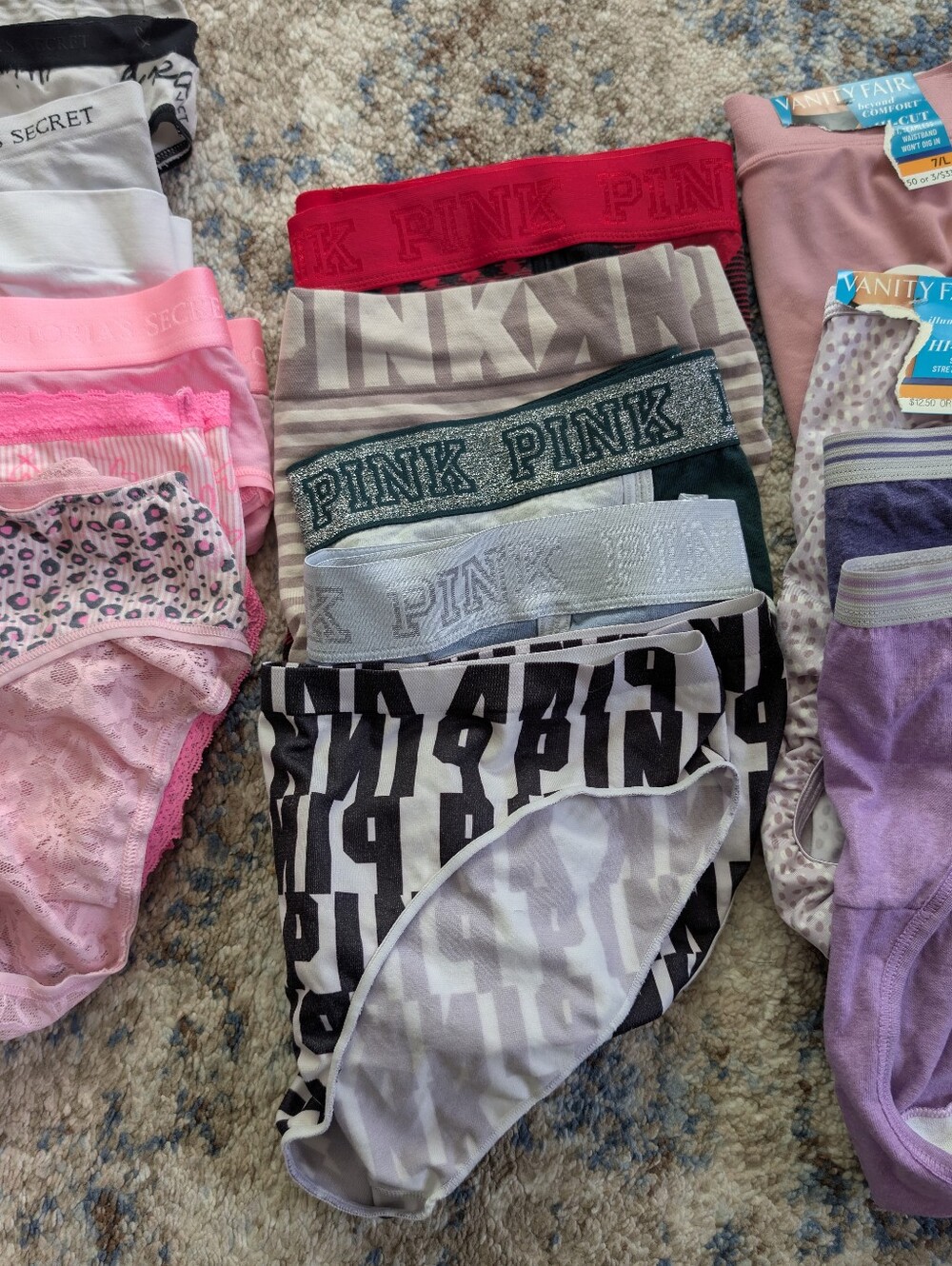 Victoria's Secret..PINK .VANITY FAIR.. FRUIT of Loom Lot Of Panties - Picture 3 of 4